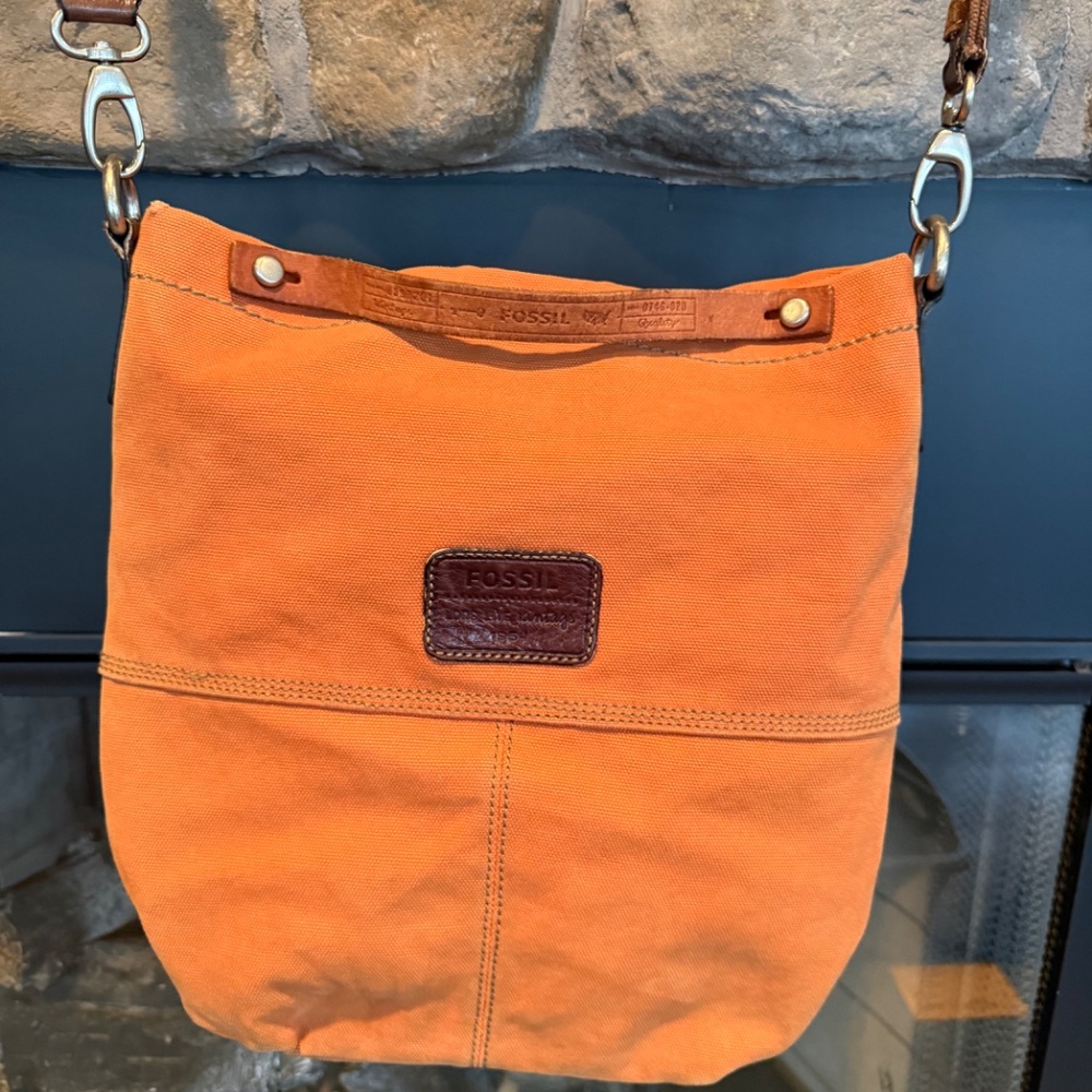 Vintage Fossil Crossbody Bag - Picture 3 of 6